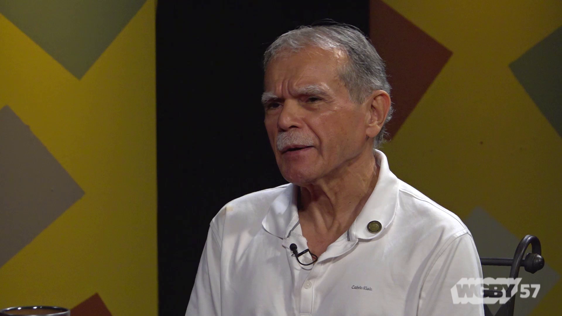 Puerto Rican nationalist Oscar López Rivera shares his stories and perspectives on WGBY's bilingual program, Presencia.